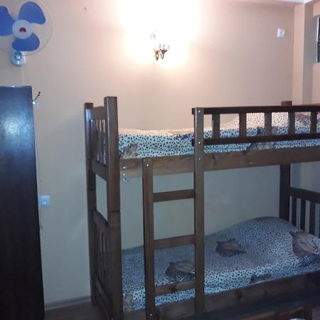 Suliko Guest House Batumi Bagian luar foto