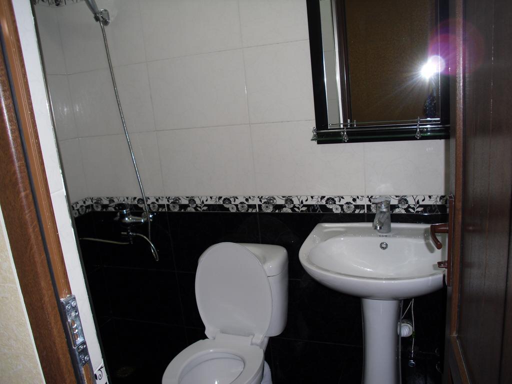 Suliko Guest House Batumi Ruang foto