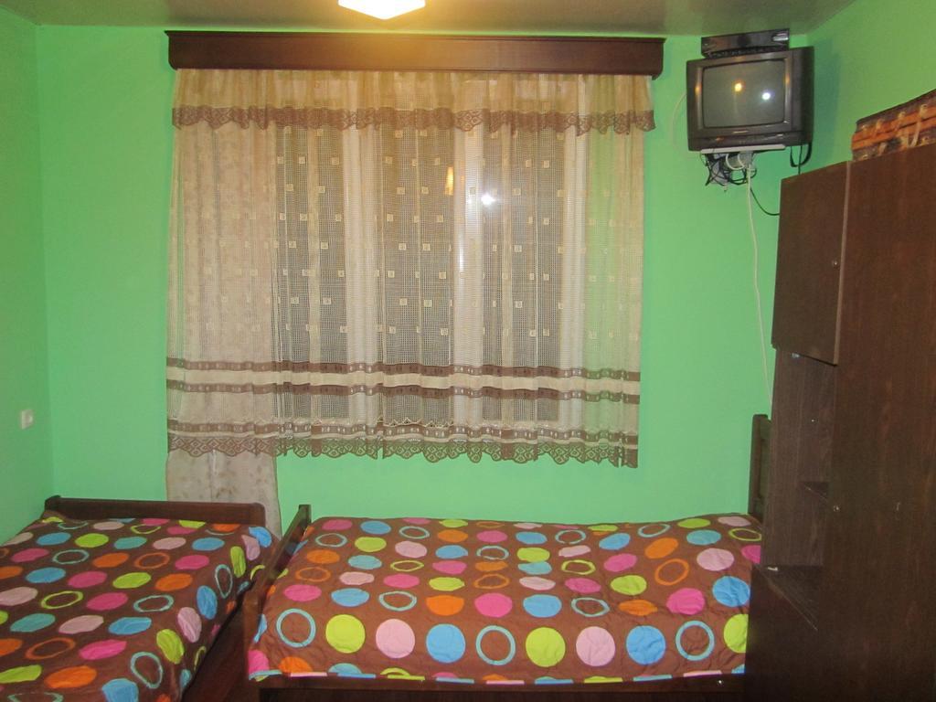 Suliko Guest House Batumi Ruang foto