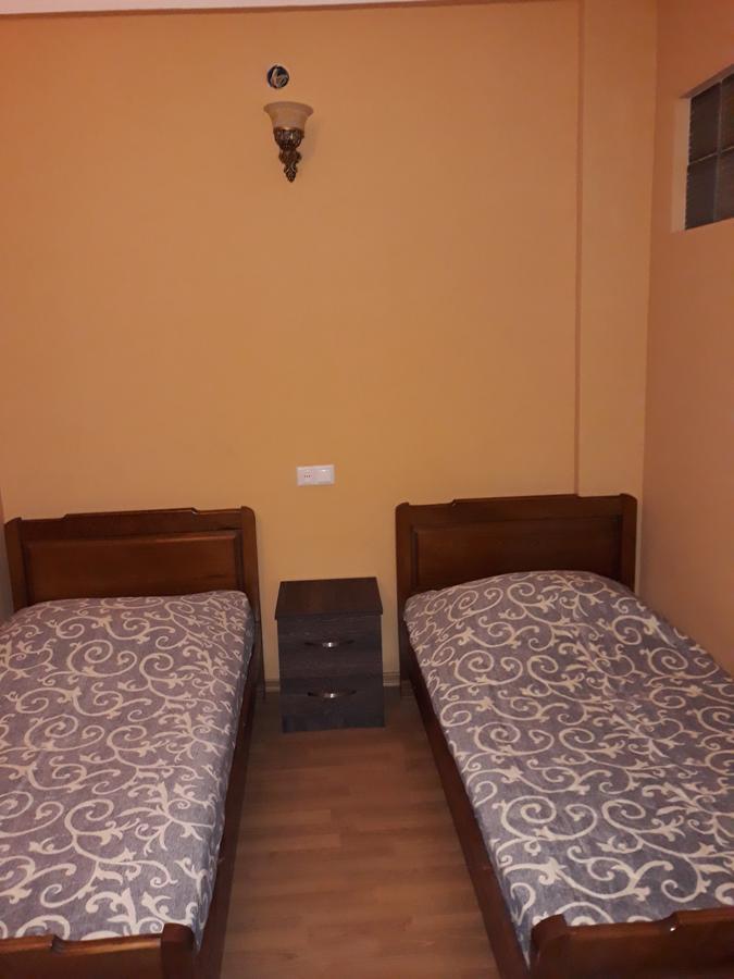 Suliko Guest House Batumi Bagian luar foto